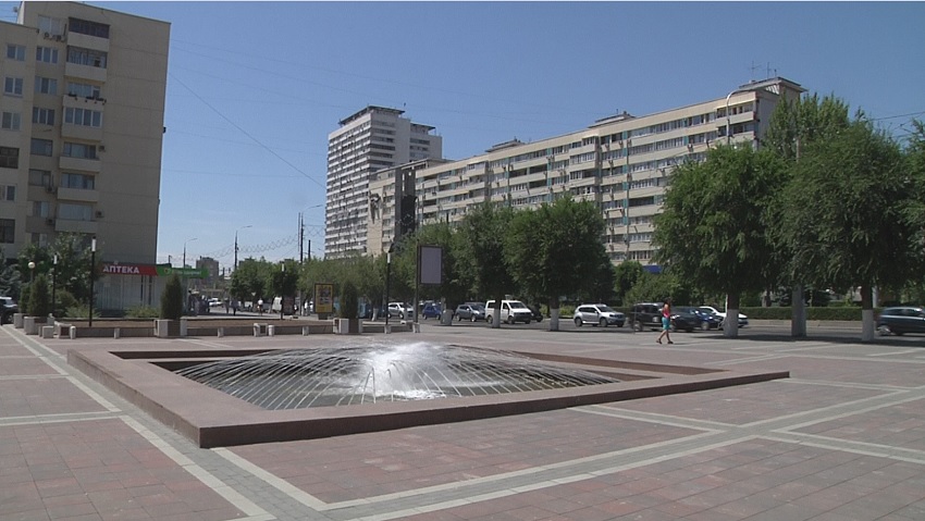 В Волгограде отметки термометров показывают +40